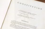49.3 : il faut changer de Constitution