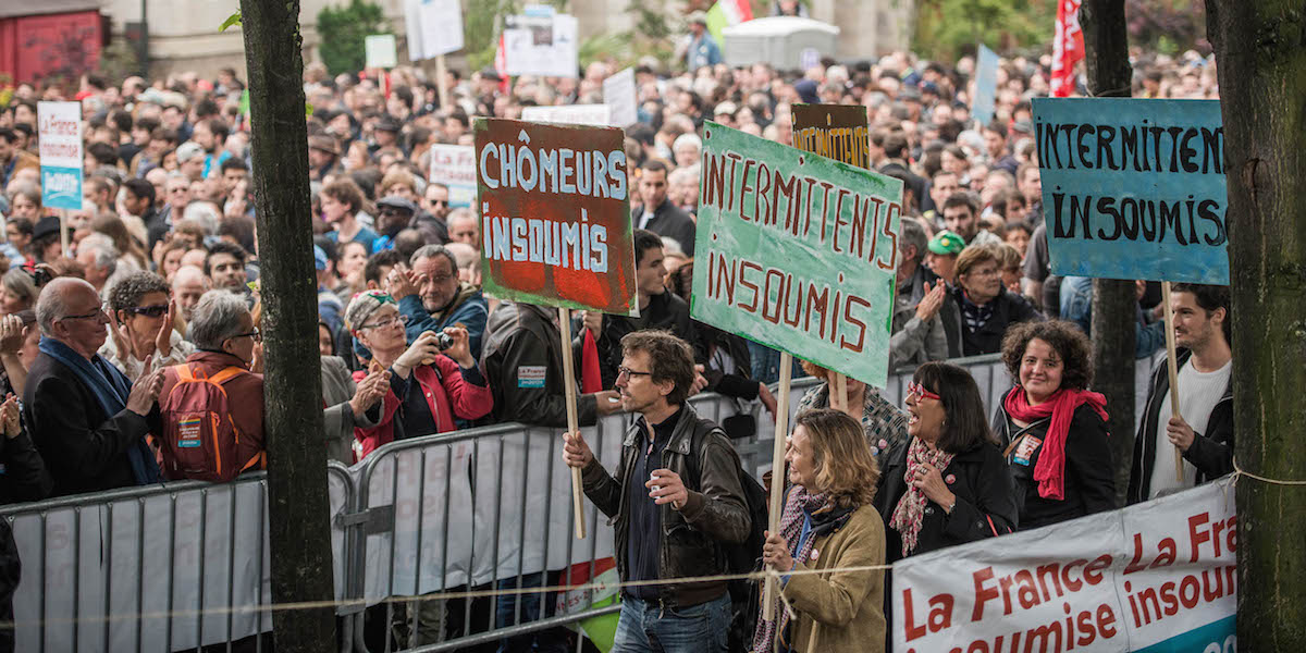 Auto-représentation des Insoumis le 5 juin, place de Stalingrad