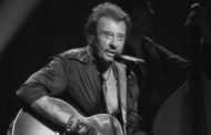 Hommage à Johnny Hallyday : nouvelle faute professionnelle du service public de l'information