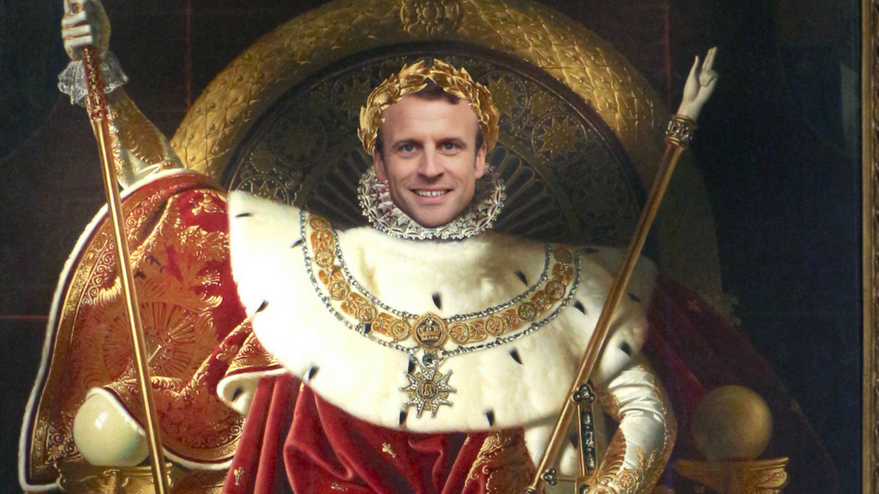 Macron 1<sup><small>er</small></sup> écrit sa Constitution