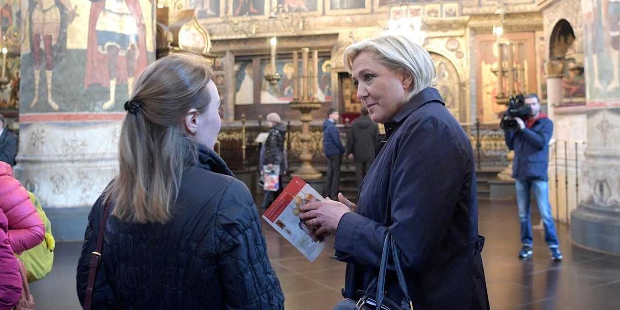 Le Pen adhère au club du système