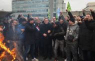 VIDÉO - Retraites : seule la lutte paie ! - AG des cheminots Gare de Lyon